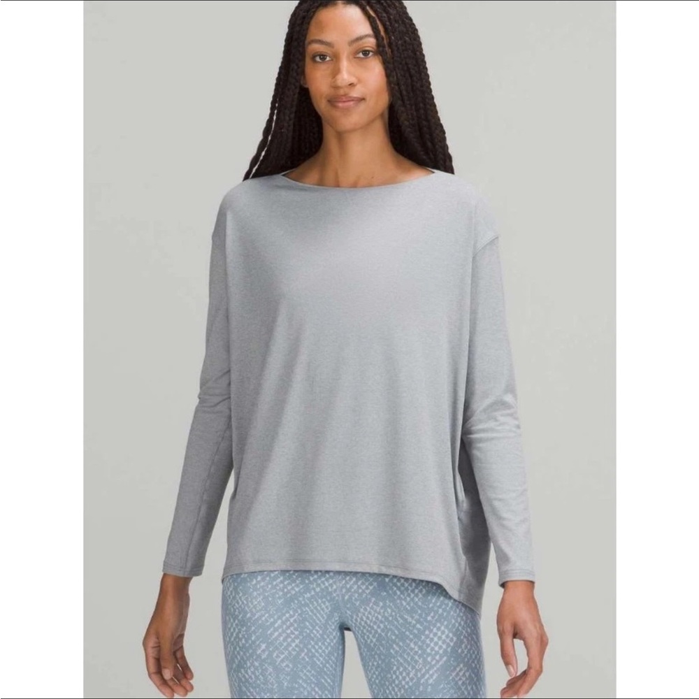 Lululemon Women's Back In Action Long Sleeve Gray Long Sleeve Tshirt